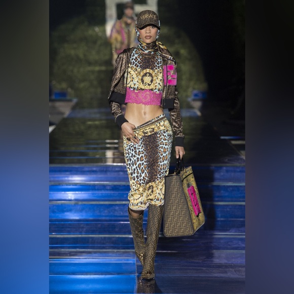 Fendace (Fendi x Versace collab) silk printed skirt - Picture 7 of 12